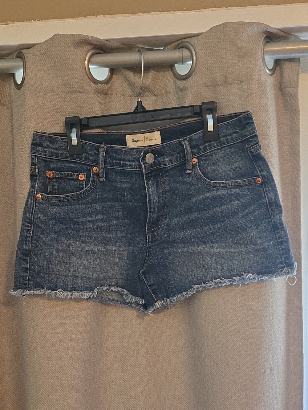 GAP Dark Wash Frayed Hem Denim Shorts